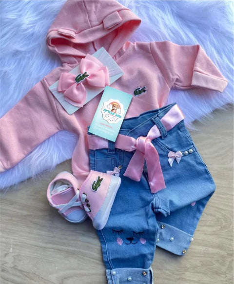 Conjunto menina